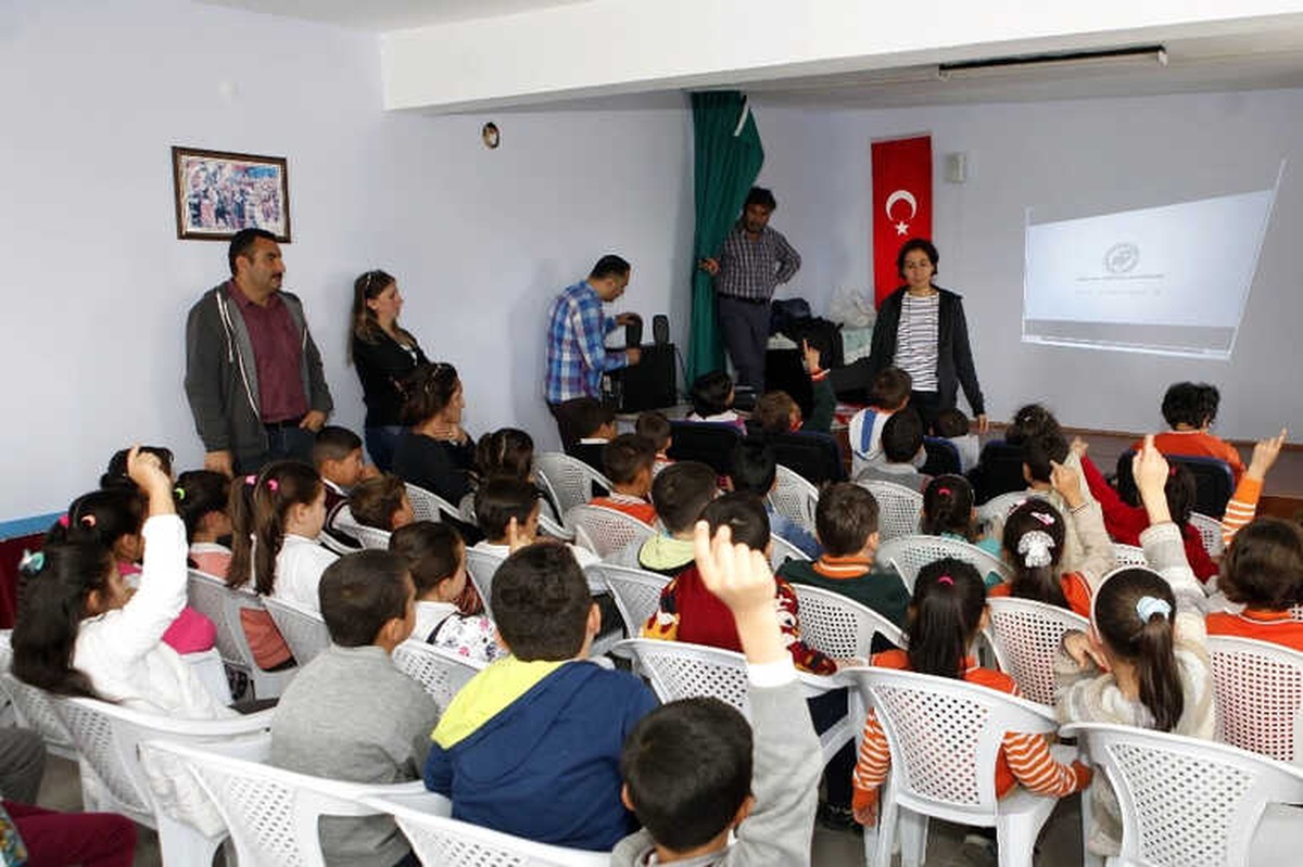 Öğrencilere "Hayvan Sevgisi" Semineri