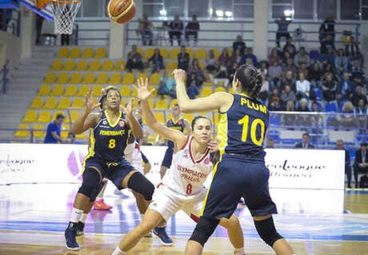 Olympiakos - Fenerbahçe: 54-63