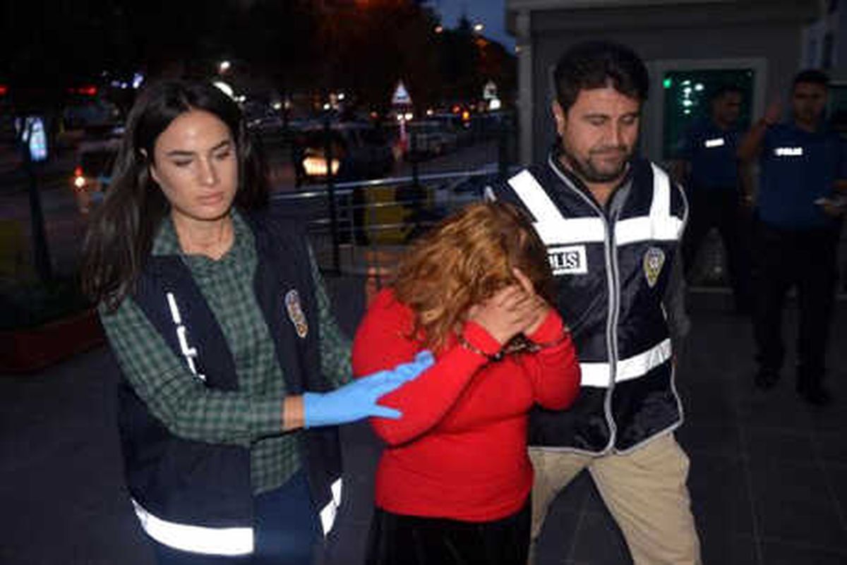 Polise Kendini Farklı İsimle Tanıttı, Yaşından Fazla Suç Kaydı Çıktı