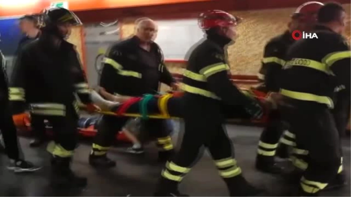 Roma\'daki Yürüyen Merdiven Kazasında 30 Kişi Yaralandı- Yaralananlar Arasında 15 Rus da Bulunuyor