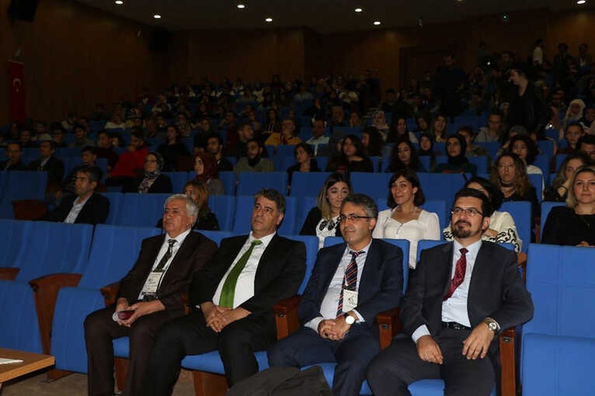 Uluslararası Turizm ve Mimarlık Konferansı\' Başladı