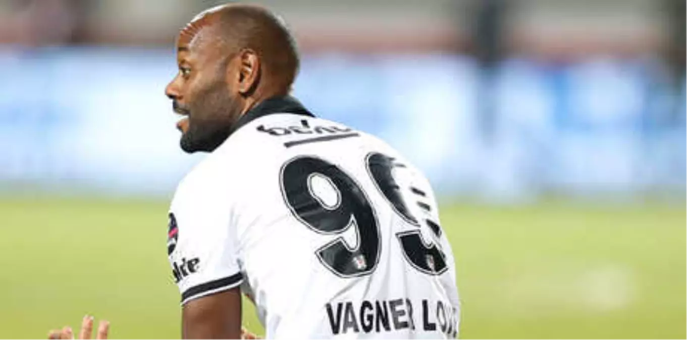 Vagner Love Taraftardan Özür Diledi