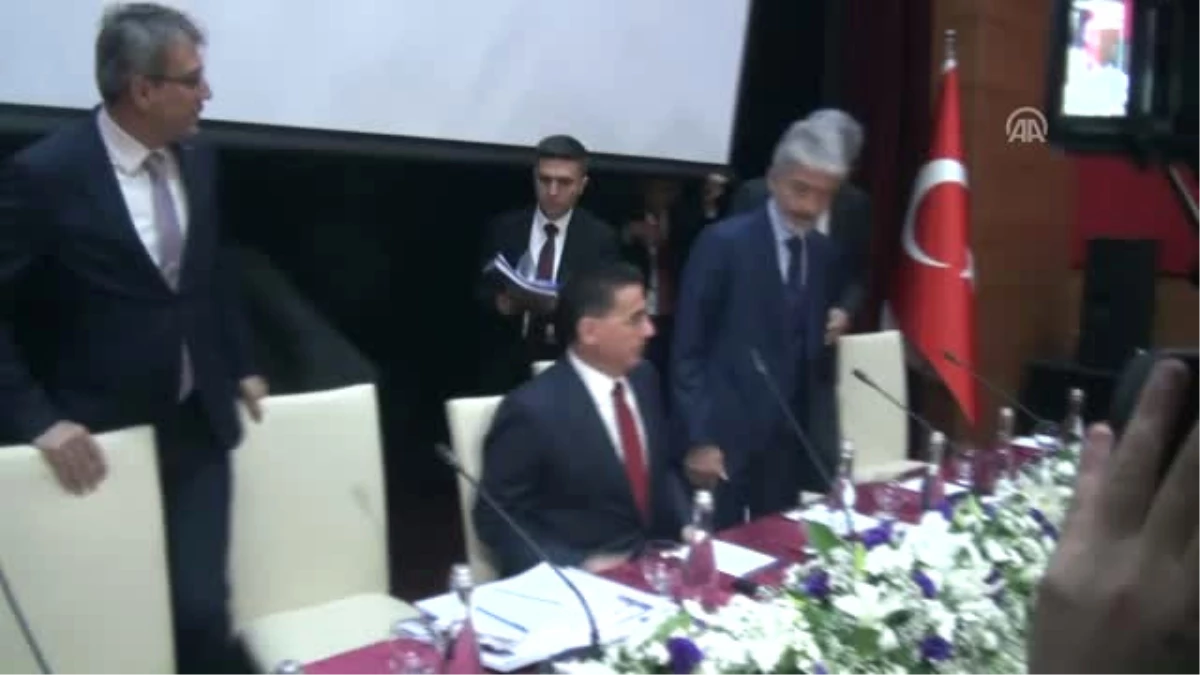 Ankara Valisi Topaca, Muhtarlarla Buluştu
