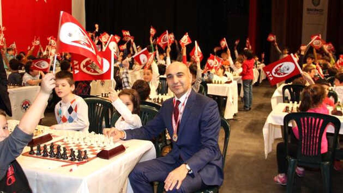 Bakırköy Belediyesi\'nden \'Cumhuriyet ve Atatürk Kupası Satranç Turnuvası\'