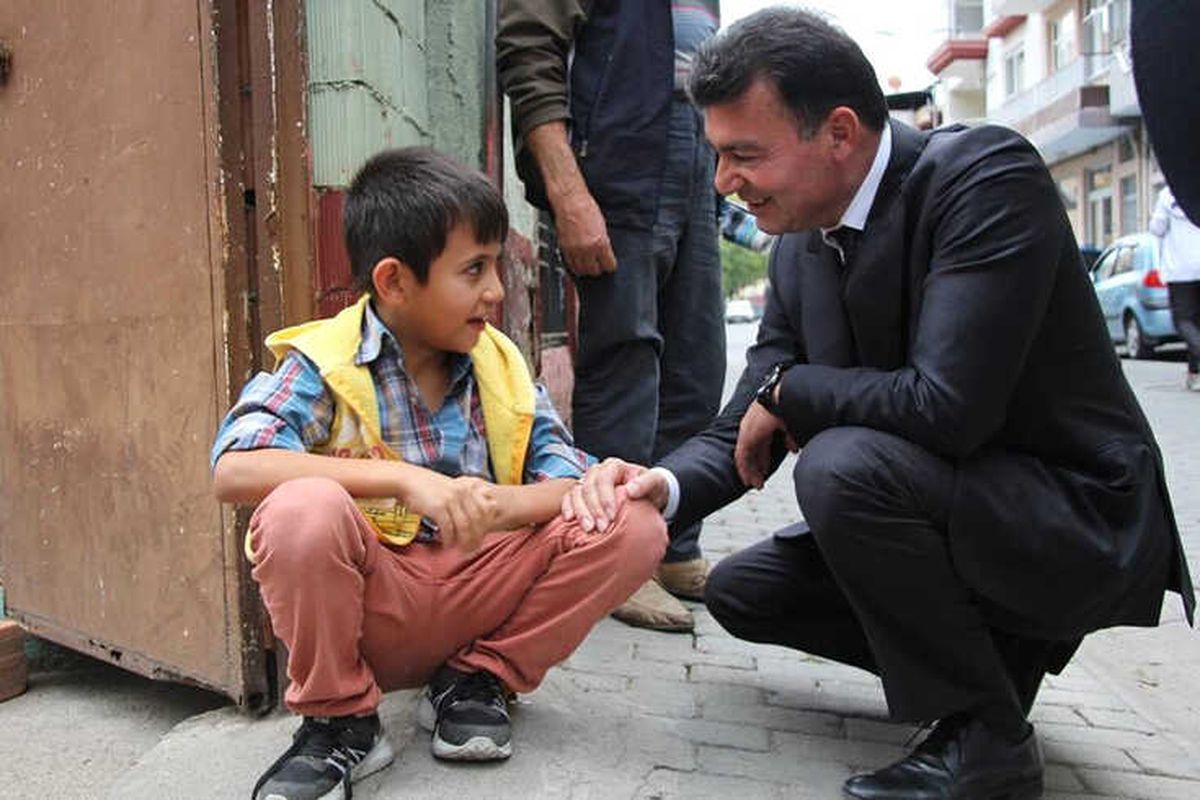 Başkan Akın Çalışmalarını Çine ve Bozdoğan\'da Sürdürdü