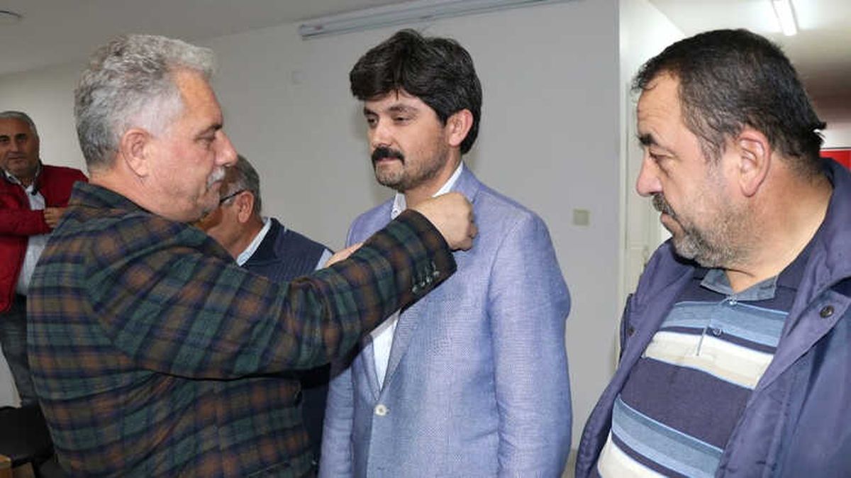 Belediye Meclis Üyesi MHP\'ye Katıldı