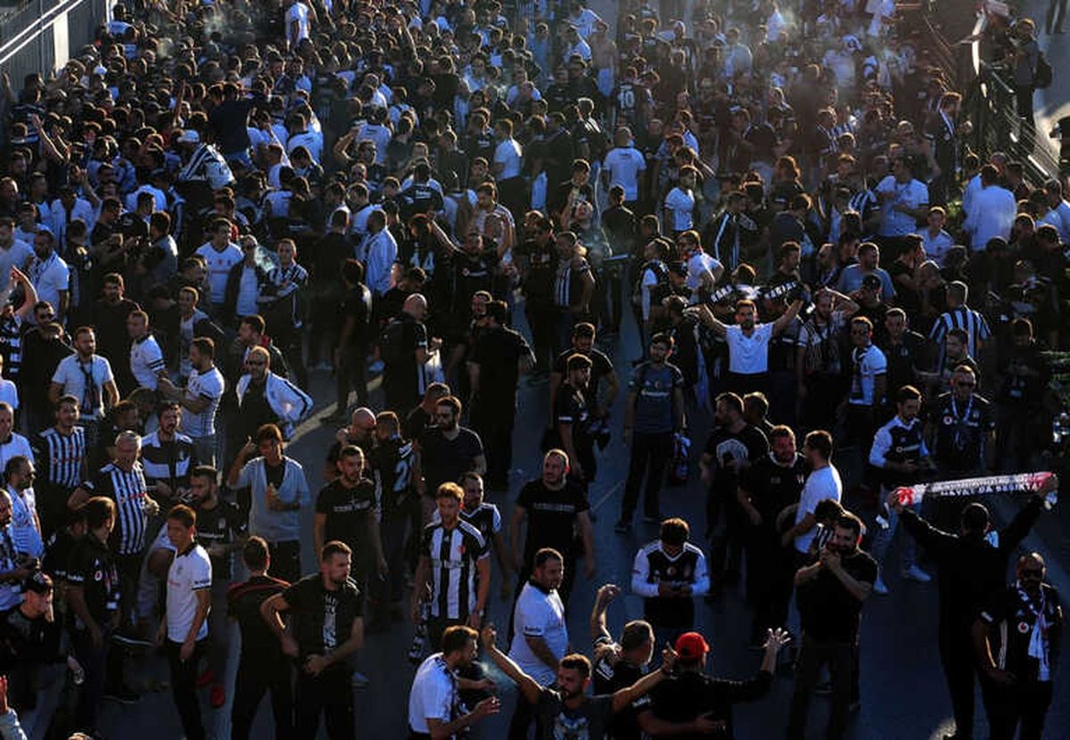 Beşiktaş Maçı Dolayısıyla Metro Sefer Saati Uzatıldı