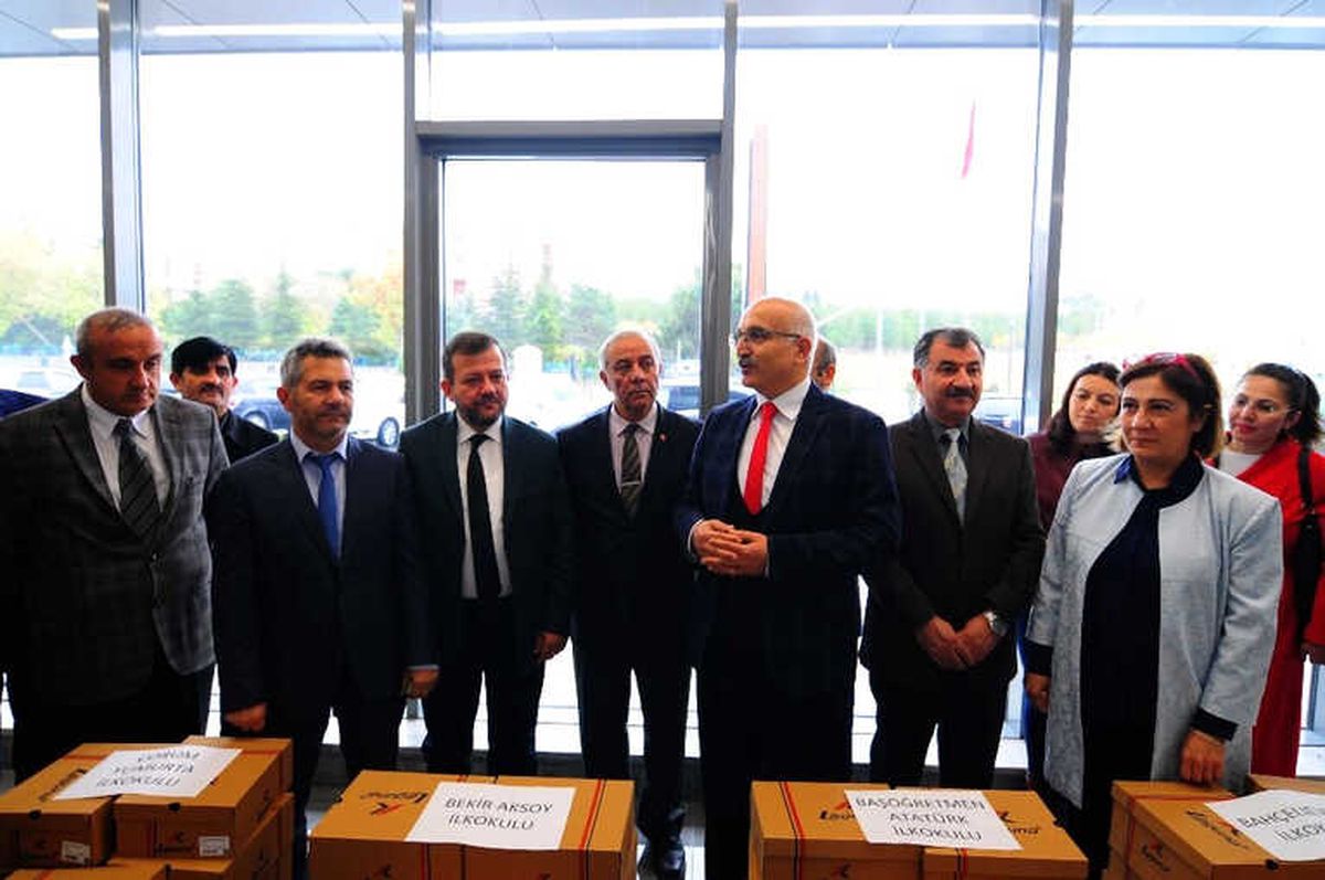 Çorum Tso\'dan İhtiyaç Sahibi Öğrencilere Yardım