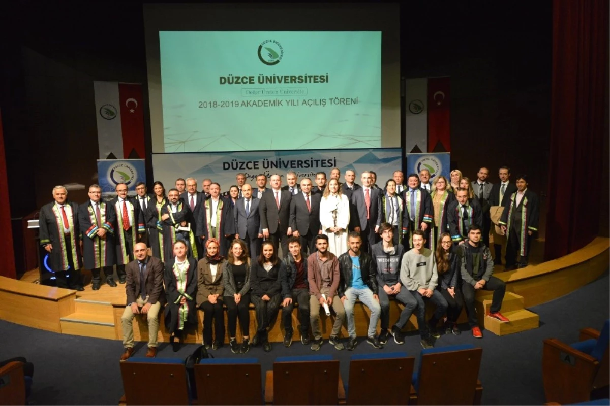 Düzce Üniversitesi\'nde 2018-2019 Akademik Yılı Açılış Töreni Gerçekleştirildi