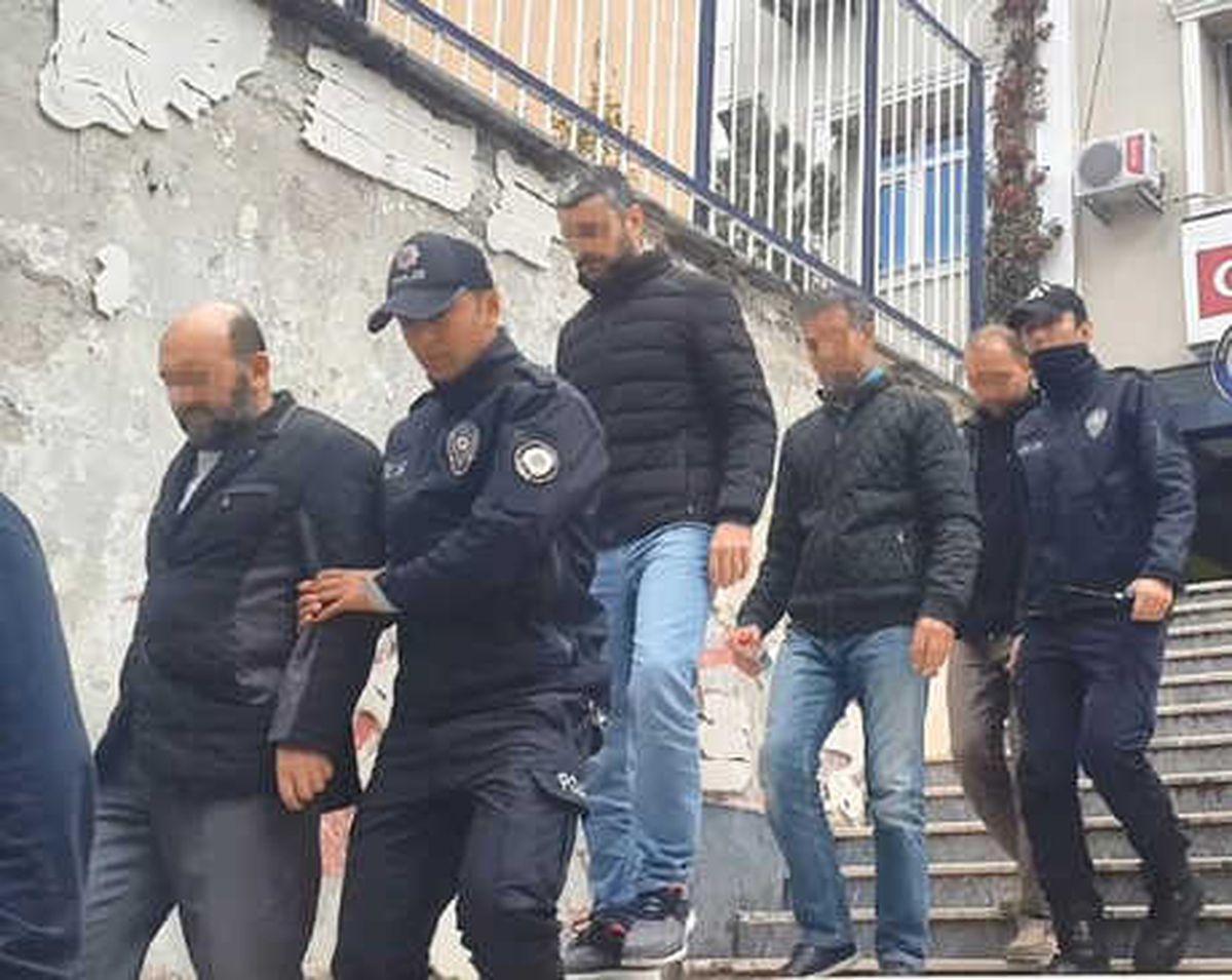Fetö Operasyonu: 20 Kişi Adliyeye Sevk Edildi