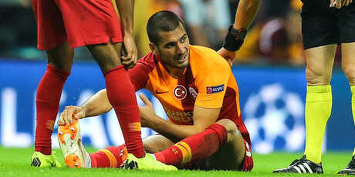 Galatasaray\'da Eren Derdiyok Sakatlandı