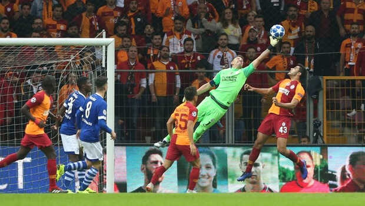 Galatasaray Sahasında Schalke 04 ile 0-0 Berabere Kaldı