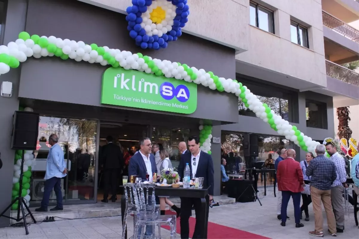 İklimsa\'nın Yeni Konsept Showroomu İzmir\'de Açıldı