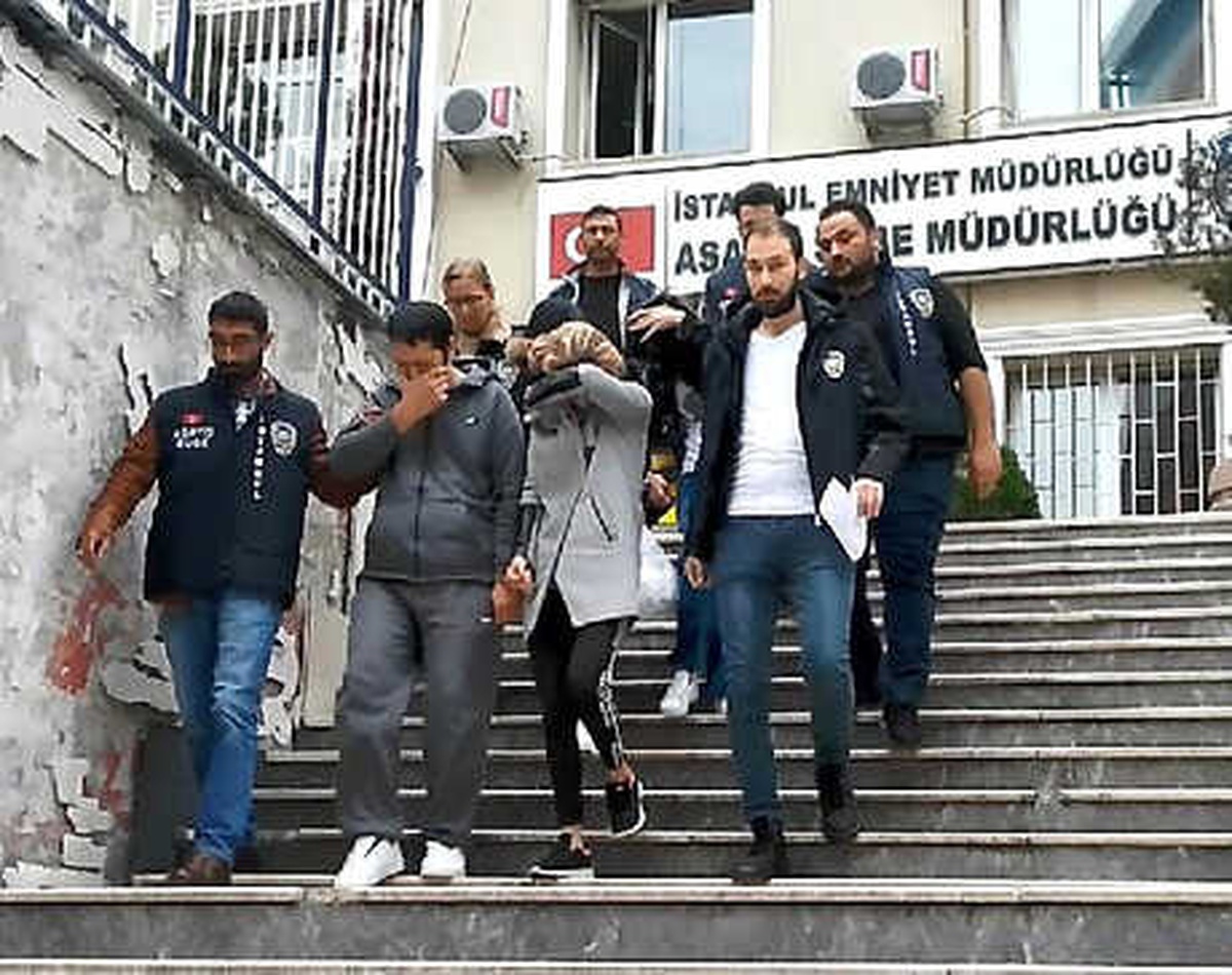Karı Kocanın Çete Elebaşılığı Yaptığı Hırsızlık Kameralarda