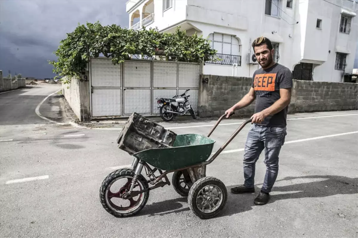 Motosiklet Parçalarından El Arabası Yaptı