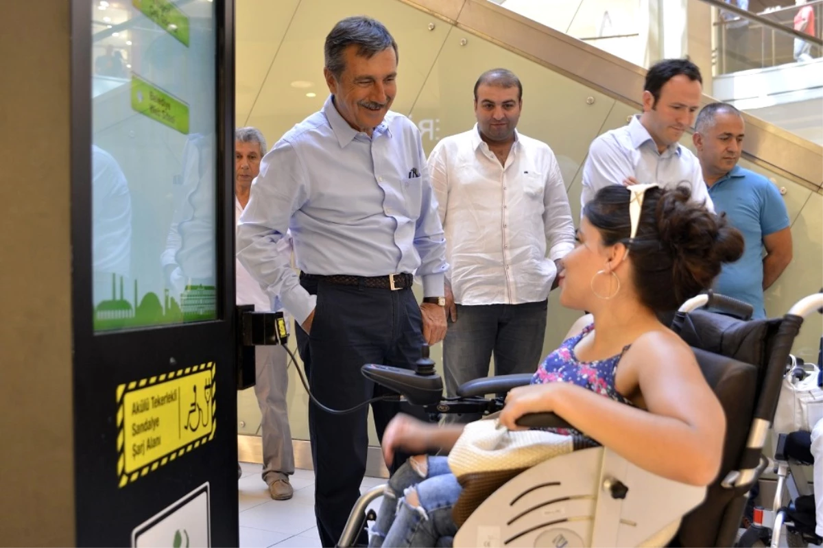 Şarj İstasyonları Engellilerin Hayatını Kolaylaştırıyor