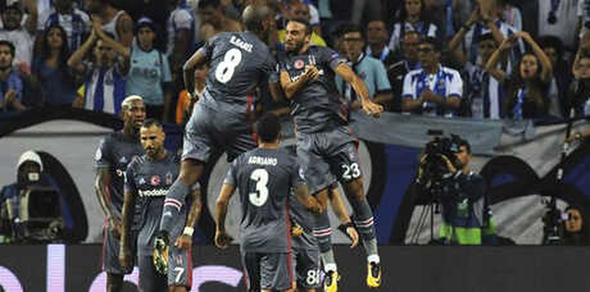 UEFA Açıkladı! Beşiktaş\'a 43.2 Milyon Euro...