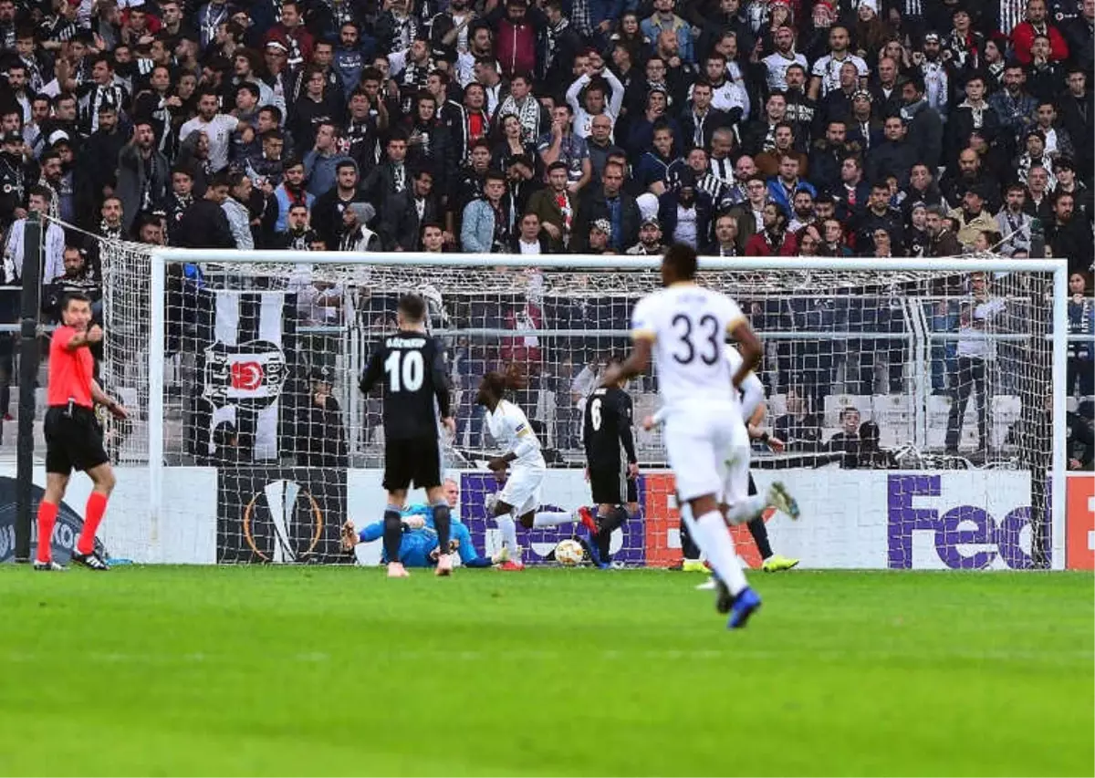 UEFA Avrupa Ligi: Beşiktaş: 0 - Genk: 1 (İlk Yarı)