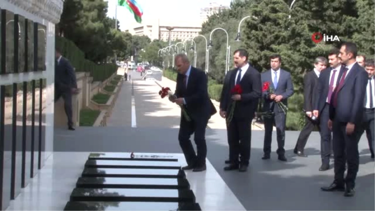 Ulaştırma ve Altyapı Bakanı Turhan Azerbaycan\'da