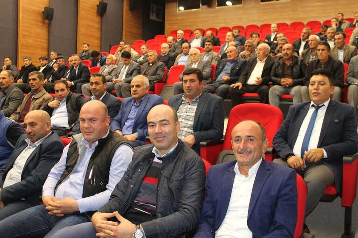 Akdağmadeni\'nde Muhtarlar Toplantısı Yapıldı