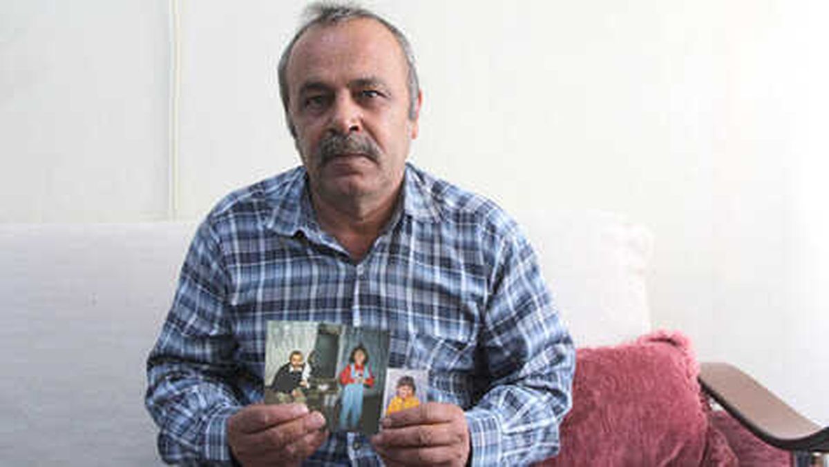 Almanya\'daki Kızlarımı 17 Yıldır Göremiyorum