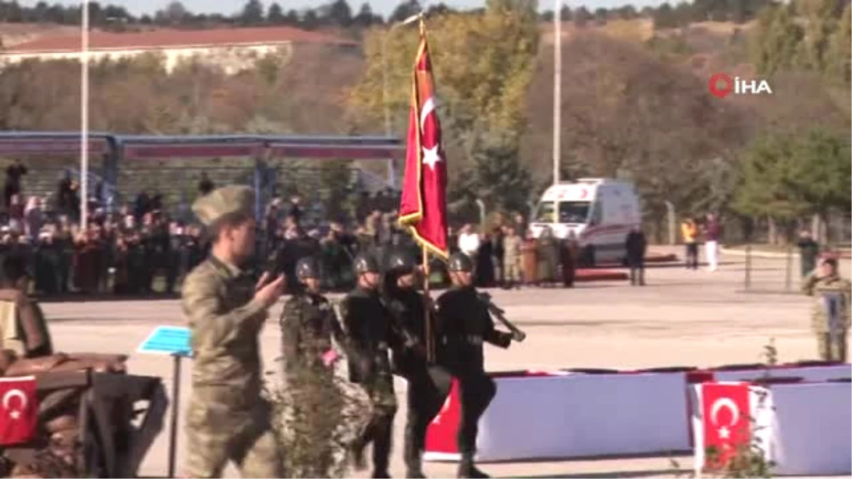 Ankara\'da Bedelli Yapan Askerler Tezkerelerini Aldı