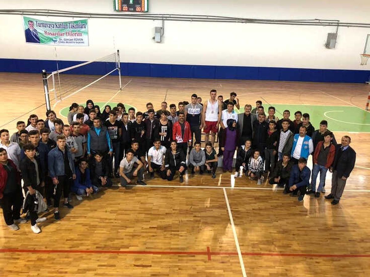 Çivril\'de Bilek Güreşi Turnuvası Yapıldı