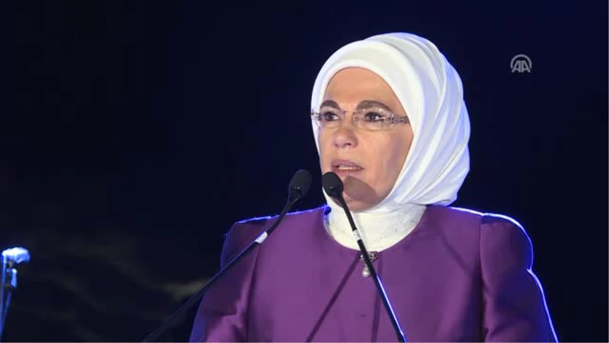 Emine Erdoğan: "Kadın Yalnızca Bedenden İbaret Değildir"