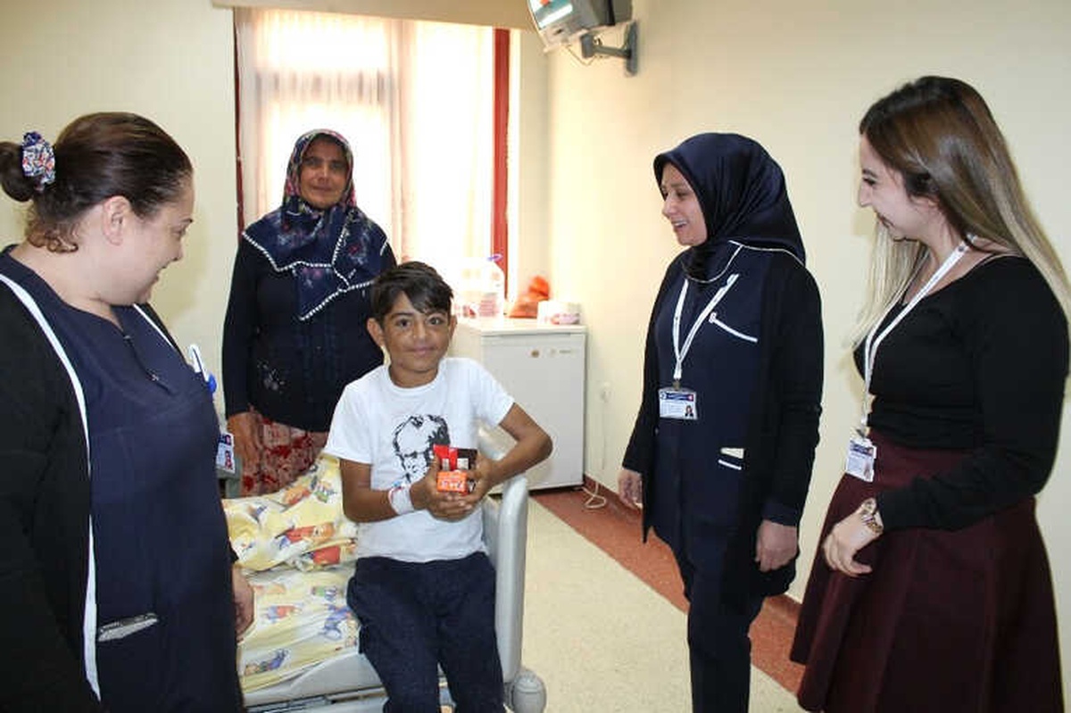 Gaün Hastanesi "Hasta Hakları Günü"Nde Hastaları Unutmadı
