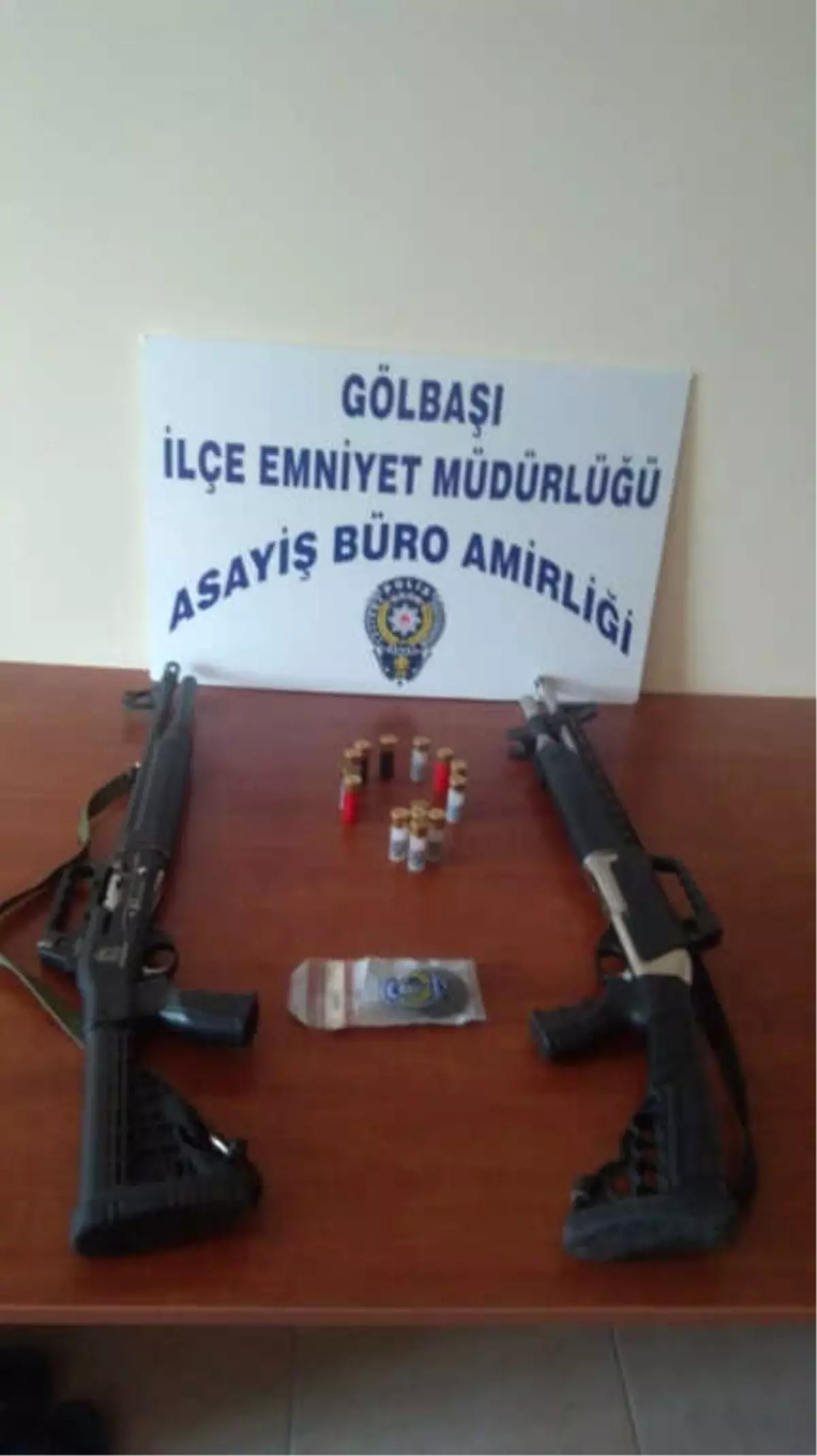 Gölbaşı İlçesinde Ruhsatsız Tüfek ve Uyuşturucu Ele Geçirildi