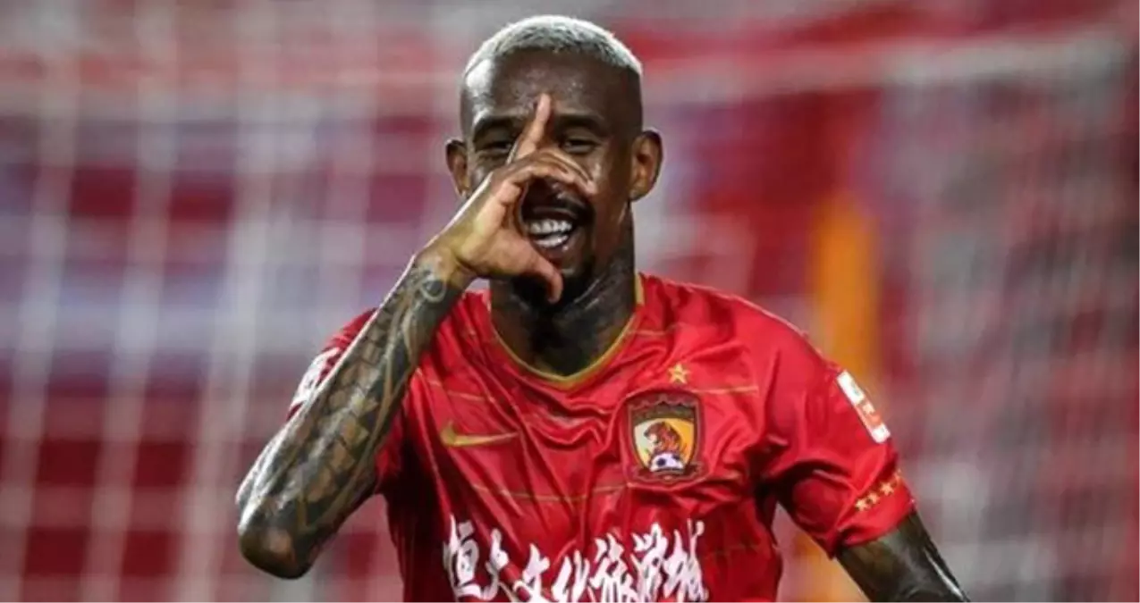 Guangzhou Evergrande, Anderson Talisca\'nın Bonservisini 19,2 Milyon Euro Karşılığında Aldı