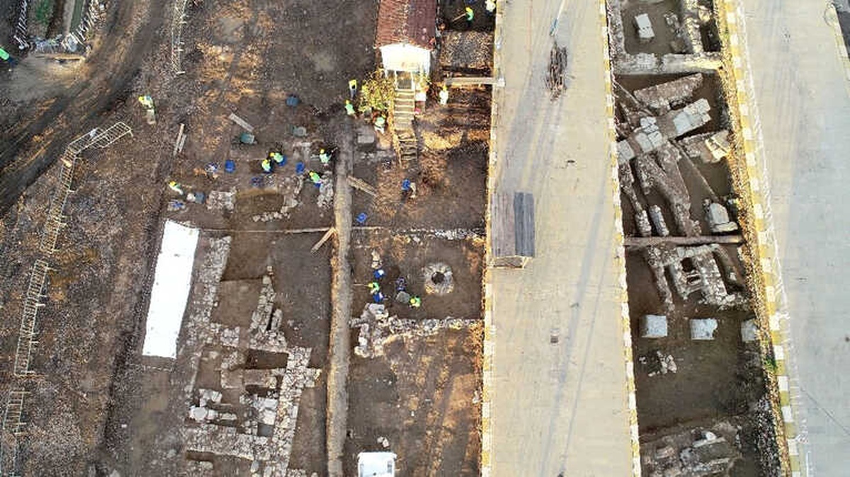 Haydarpaşa Garı Altında Ortaya Çıkarılan Antik Şehir Havadan Görüntülendi