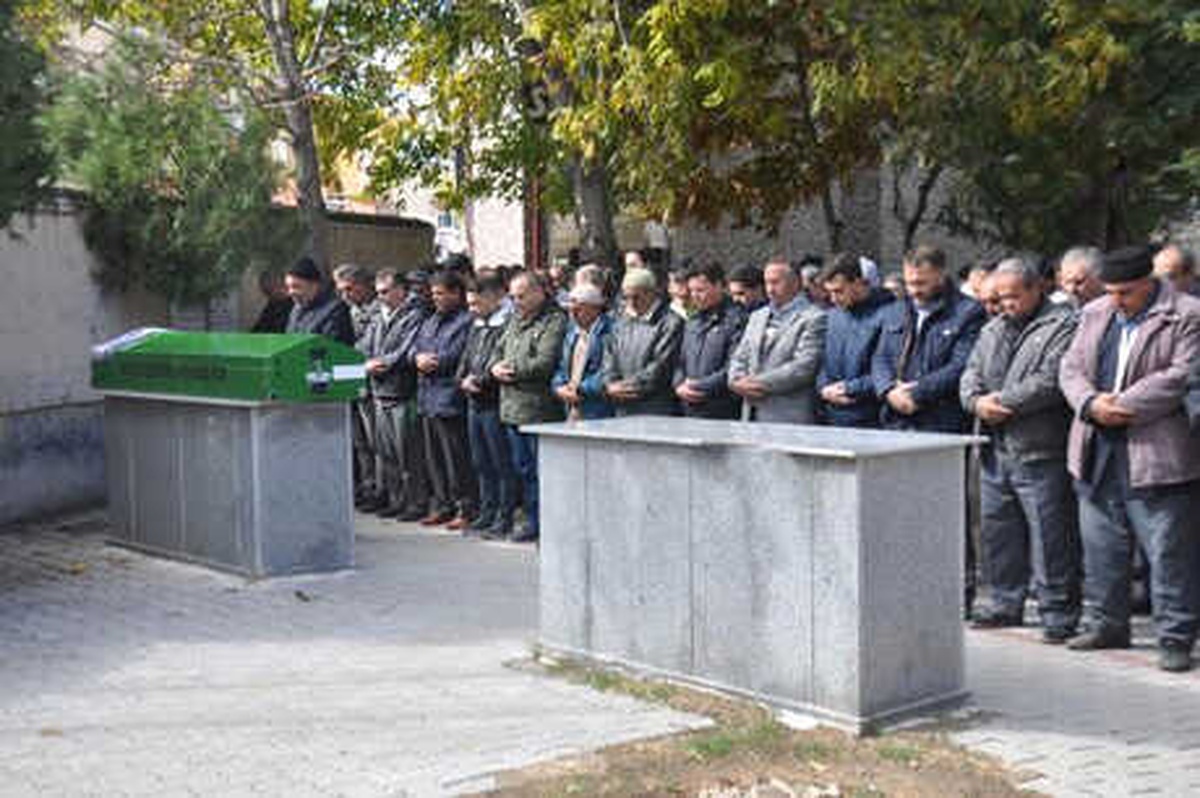 Karaman\'da Mantardan Zehirlenen Kadın Öldü