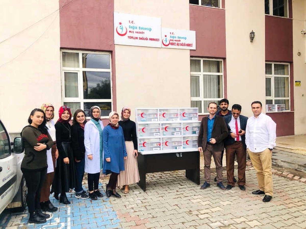 Muş\'ta "Ecza Dolabı Olmayan Okul Kalmasın" Projesi