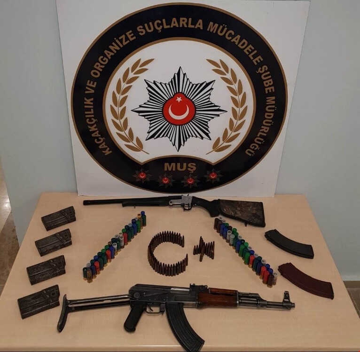 Muş\'ta Silah Ticareti Yapan Şahıs Yakalandı