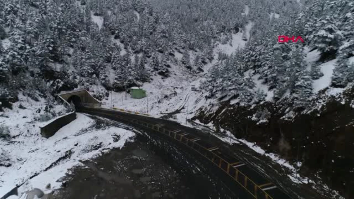 Trabzon Karadeniz\'de Yüksek Kesimlerde Kar Etkili Oluyor