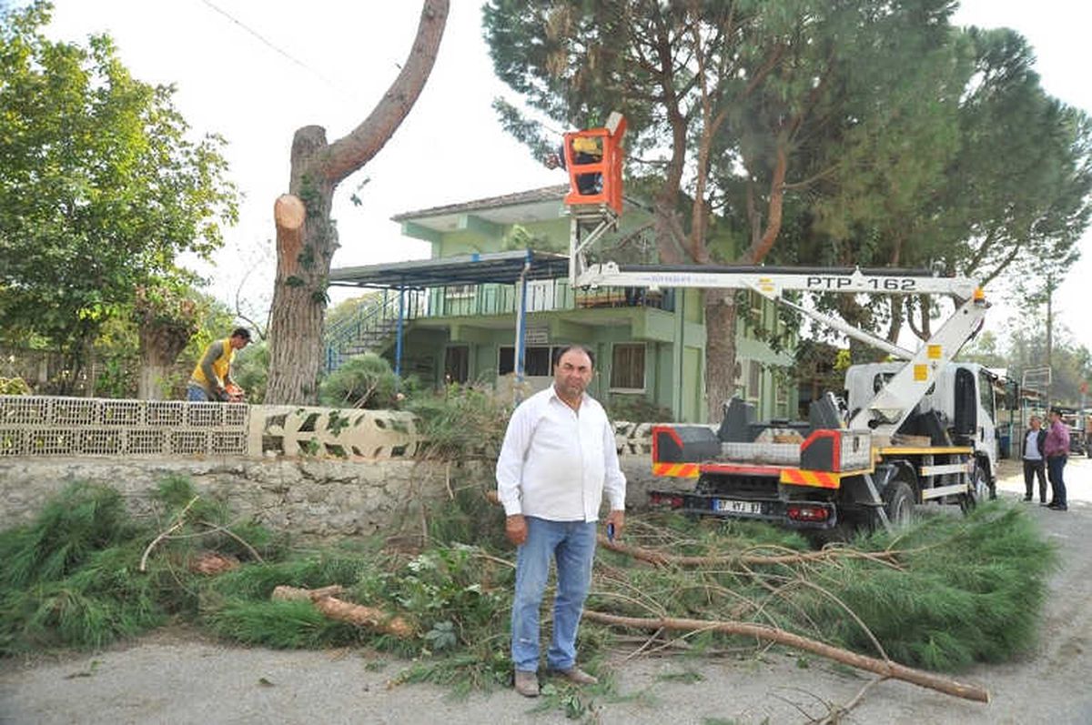 Uzunçam Mahallesi\'nde Yollar Temizlendi