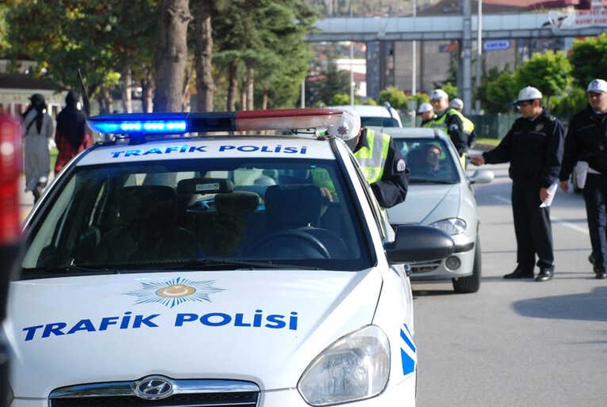 Yayalara Öncelik Vermeyen Sürücülere Yeni Tarifeden Ceza Yazıldı