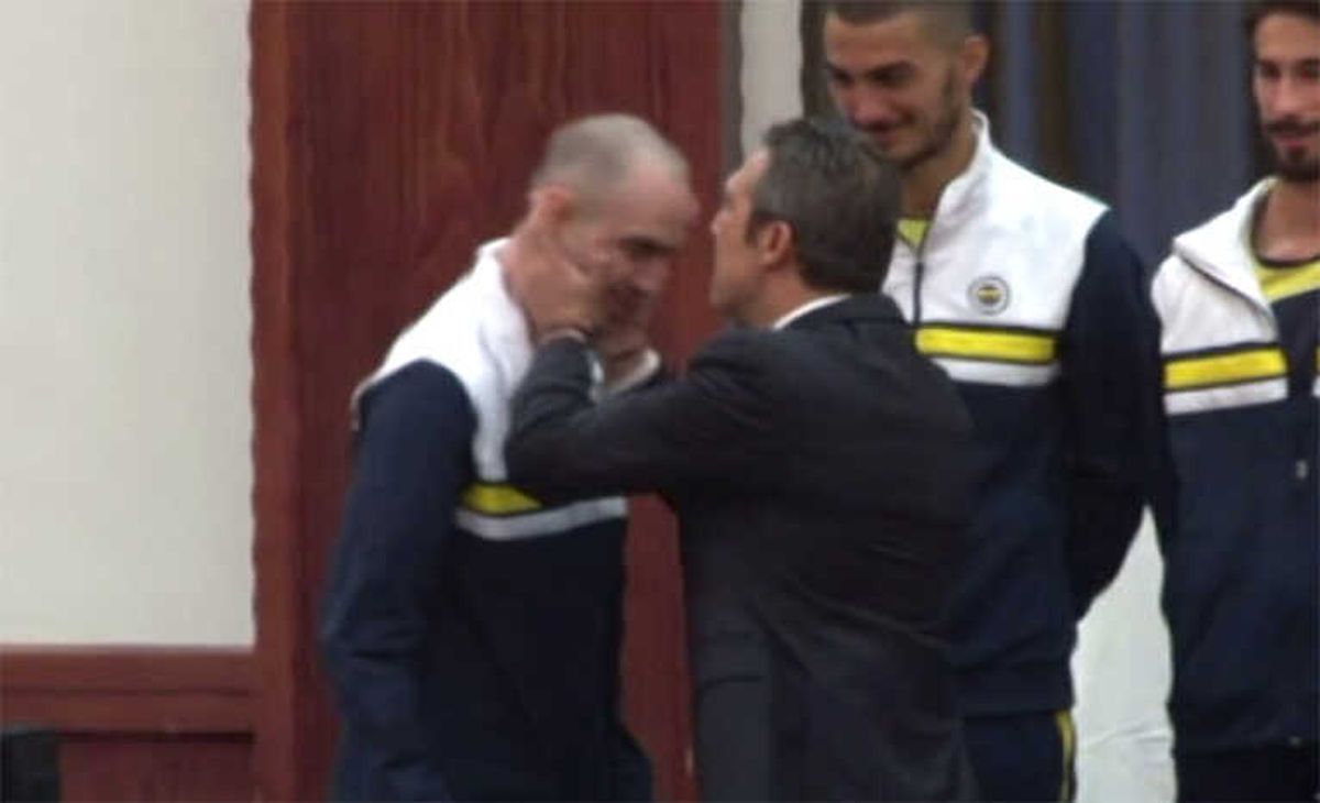 Ali Koç, Guliyev\'i Alnından Öptü