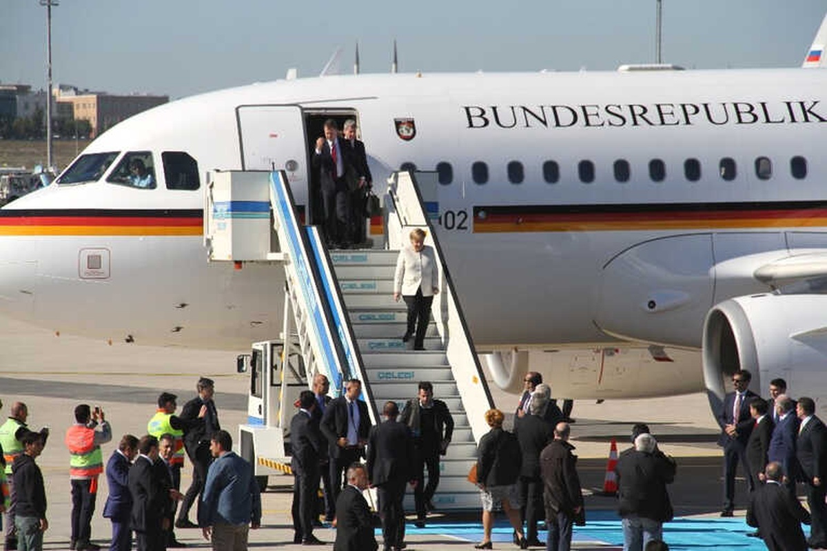 Almanya Başbakanı Merkel, Suriye Zirvesi İçin İstanbul\'da