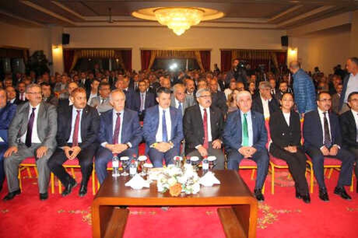 Bakan Pakdemirli: Yeni Hal Yasası İçin Çalışıyoruz
