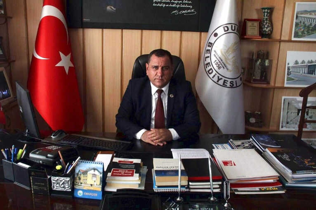 Başkan Niyazi Tezcan: CHP\'ye Geçeceğim Haberleri Tamamen Asılsızdır