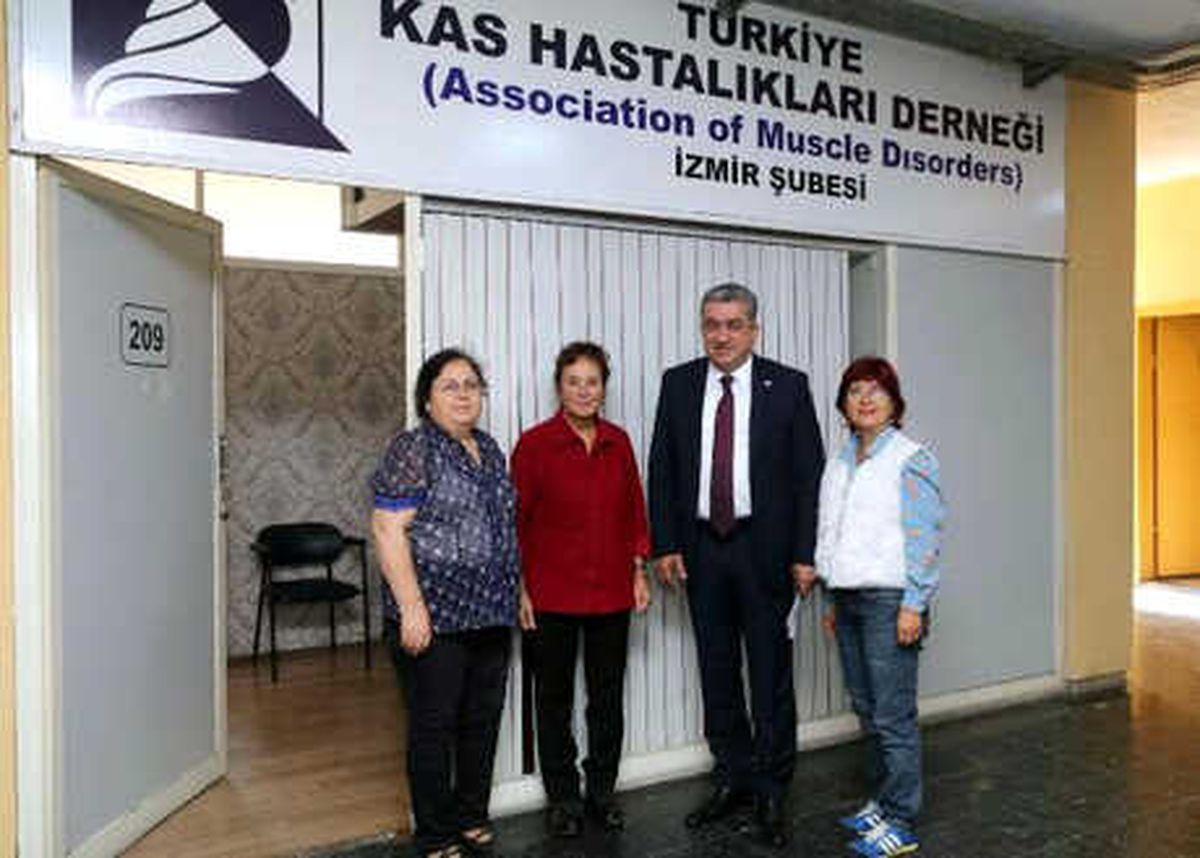 CHP\'li Serter Sma Hastalarına İlaç İstedi
