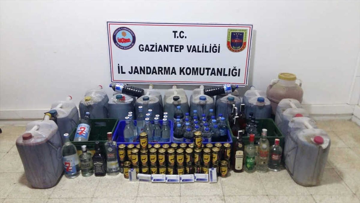 Gaziantep\'te Kaçak İçki Operasyonu
