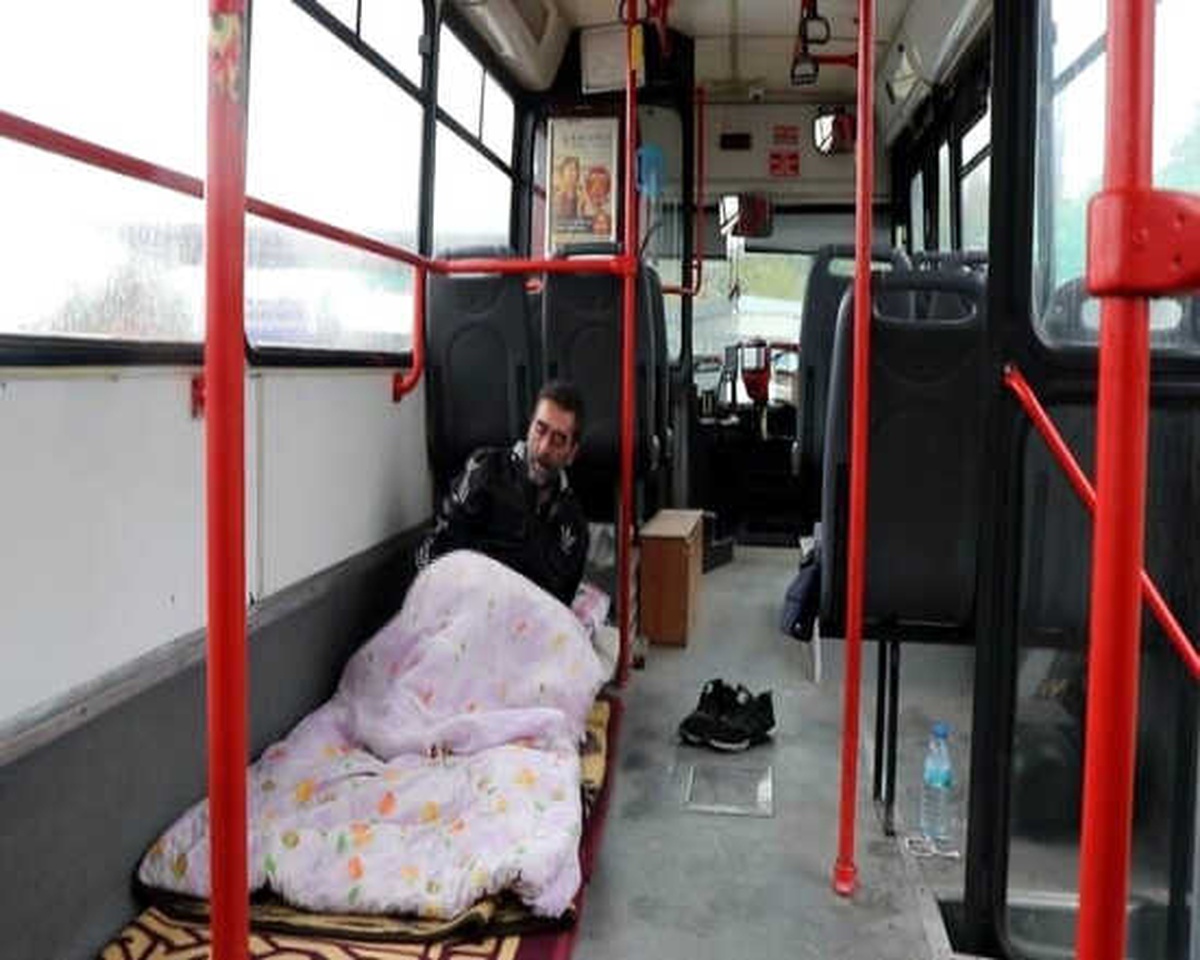 Bozuk Halk Otobüsünde Yaşam
