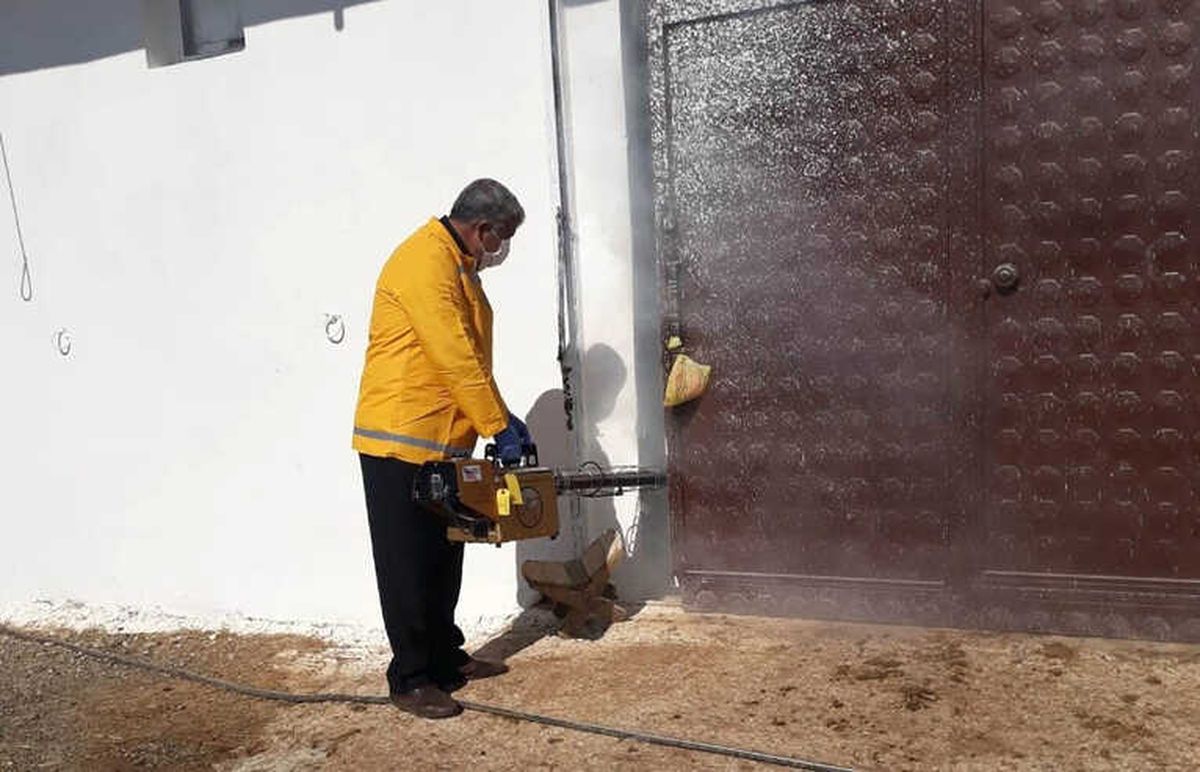 Şanlıurfa\'da At Ölümleri Sonrası İlaçlama Çalışması