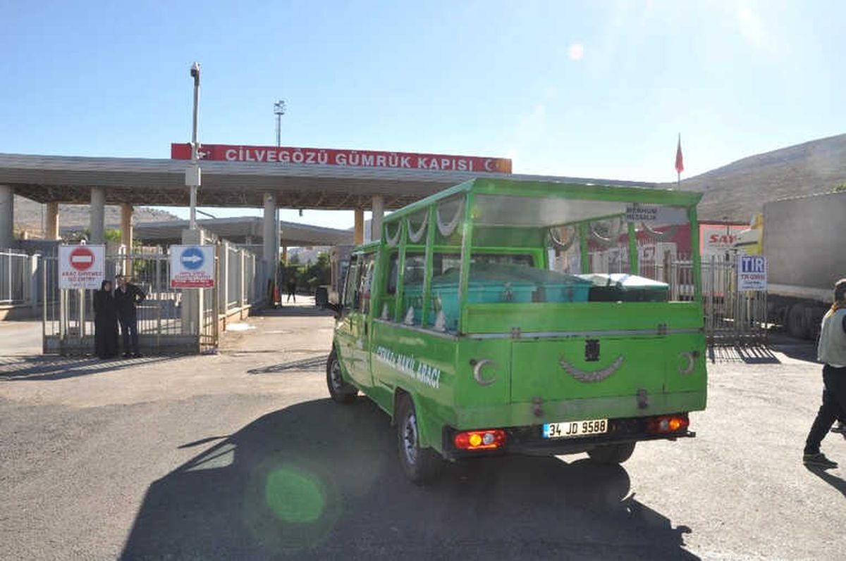 Sel Sularına Kapılan Suriyelilerin Cenazeleri Cilvegözü\'nden Ülkelerine Gönderildi