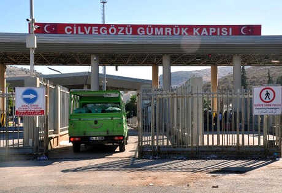 Selde Ölen 6 Suriyelinin Cenazesi Ülkelerine Gönderildi