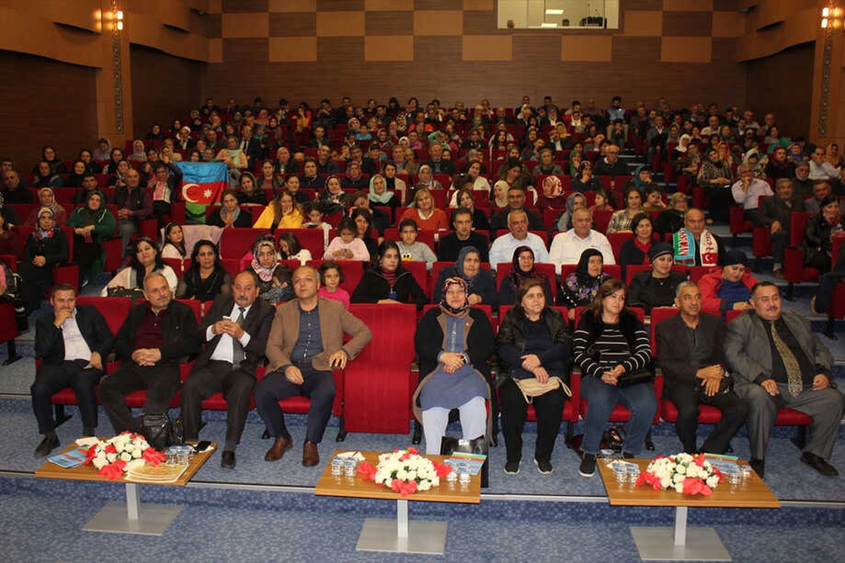 Suluova\'da, Azerbaycan Cumhuriyeti\'nin Kuruluşu Kutlandı