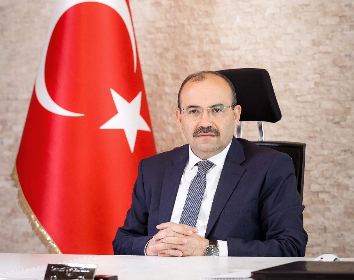 Trabzon\'un 44.\'cü Valisi İsmail Ustaoğlu Oldu